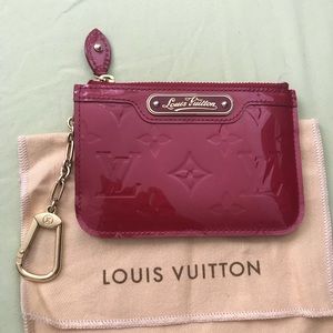 Sold SOLD Key pouch, in vernis leather